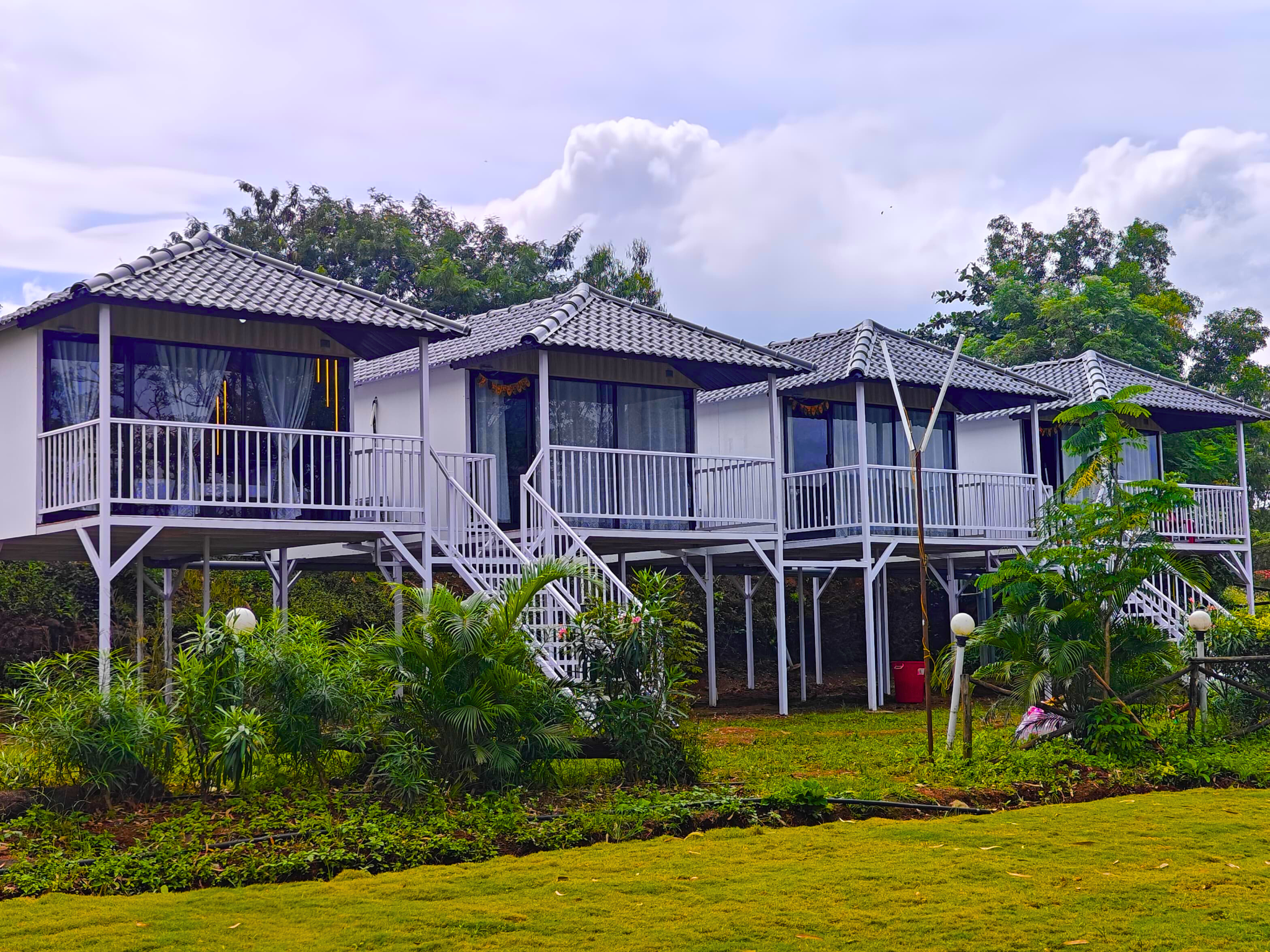 Machan Ac Cottage