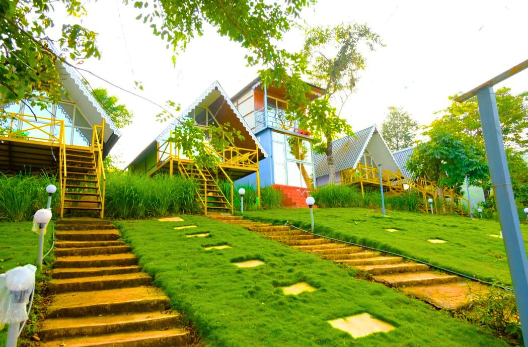 Pawna Triangular Ac Cottage